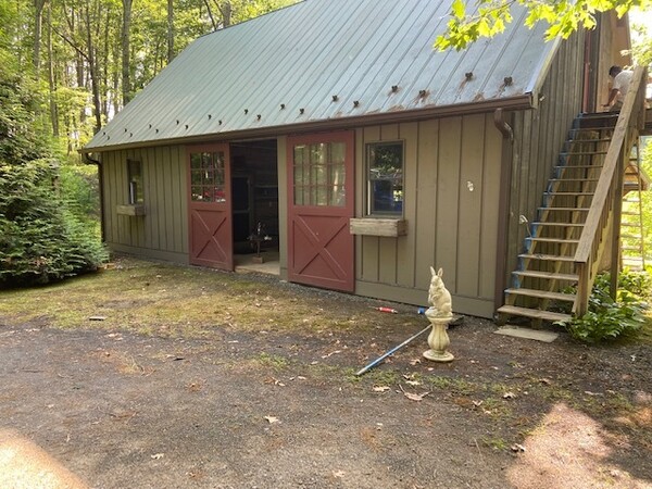 Pressure Washing & Exterior Painting in Falls Church, VA (9)