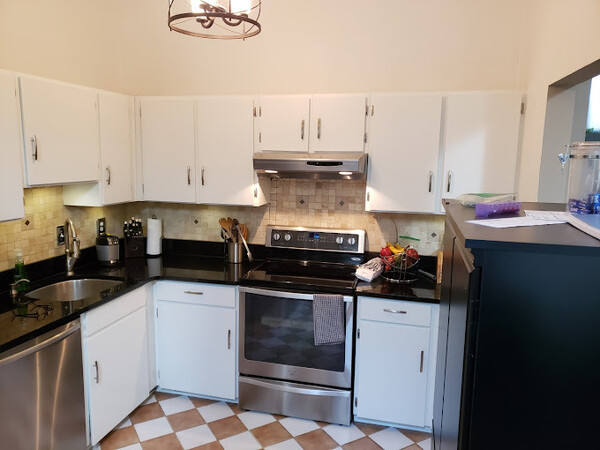 Cabinet Refinishing in Arlington, VA (1)