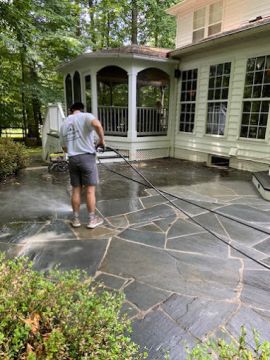 McLean Pressure washing by Dominion Painting